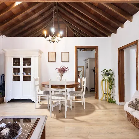 Home2book Garden Haven Bbq, Classic & Cozy * Santa Cruz de Tenerife